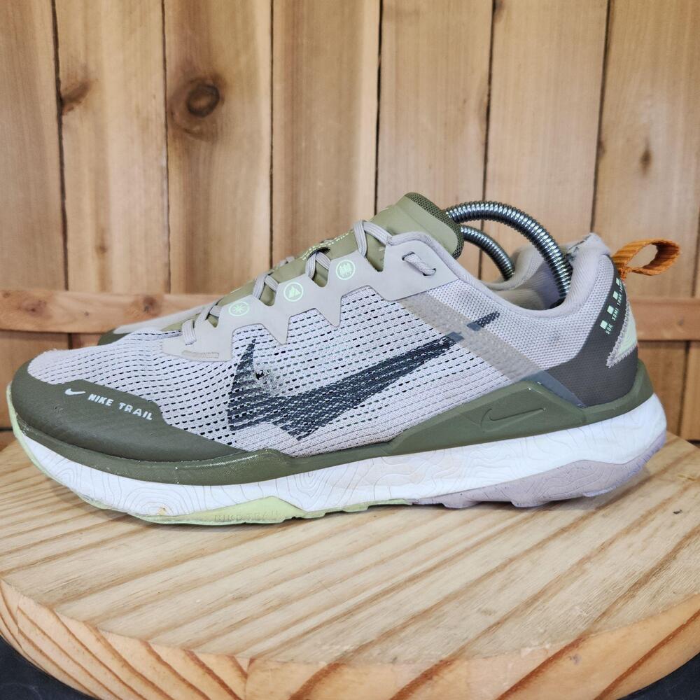 Nike Wildhorse 8 Shoes Mens 10 Green Mesh Trail Running Sneakers DR2686-009